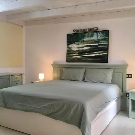 Spazioso E Incantevole, Funzionale, Wi-fi, Ac, Patio, Piscina Condivisa *