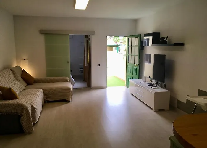 Appartement Spazioso E Incantevole, Funzionale, Wi-fi, Ac, Patio, Piscina Condivisa