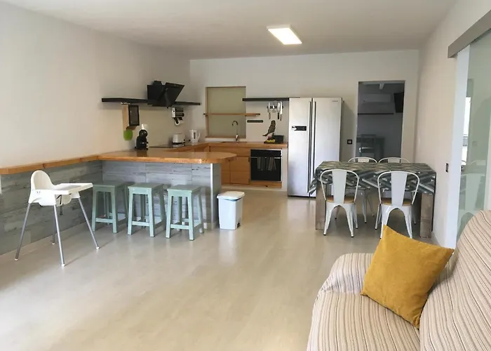 Spazioso E Incantevole, Funzionale, Wi-fi, Ac, Patio, Piscina Condivisa コスタ・カルマ