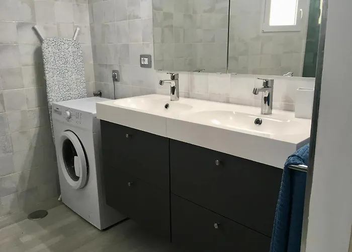 Spazioso E Incantevole, Funzionale, Wi-fi, Ac, Patio, Piscina Condivisa コスタ・カルマ