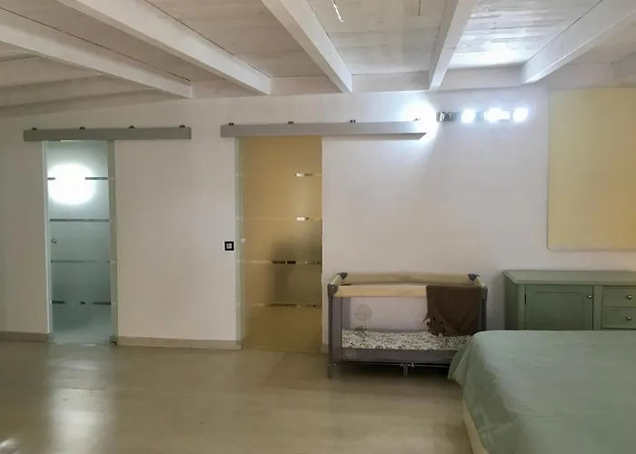 Spazioso E Incantevole, Funzionale, Wi-fi, Ac, Patio, Piscina Condivisa コスタ・カルマ