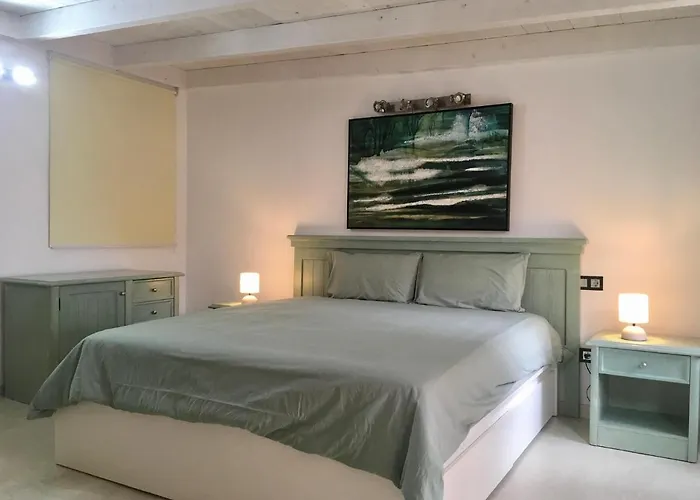 Spazioso E Incantevole, Funzionale, Wi-fi, Ac, Patio, Piscina Condivisa *