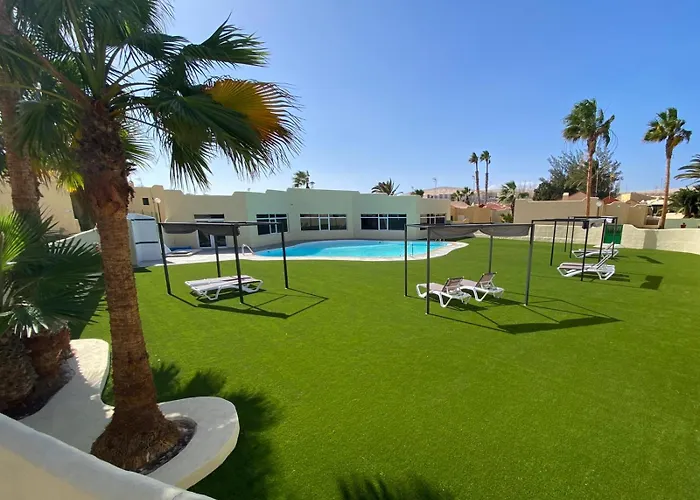 Spazioso E Incantevole, Funzionale, Wi-fi, Ac, Patio, Piscina Condivisa コスタ・カルマ