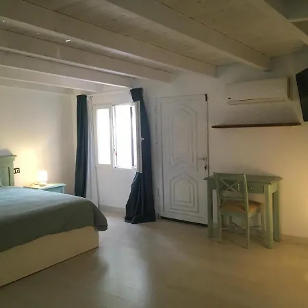Διαμέρισμα Spazioso E Incantevole, Funzionale, Wi-fi, Ac, Patio, Piscina Condivisa *
