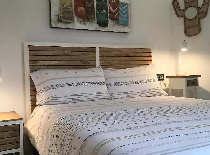 דירה Spazioso E Incantevole, Funzionale, Wi-fi, Ac, Patio, Piscina Condivisa *