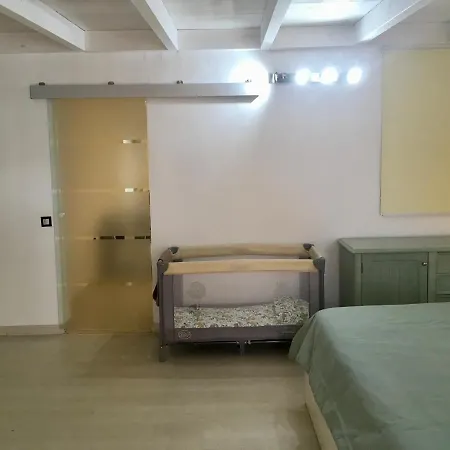 Spazioso E Incantevole, Funzionale, Wi-fi, Ac, Patio, Piscina Condivisa Коста Калма